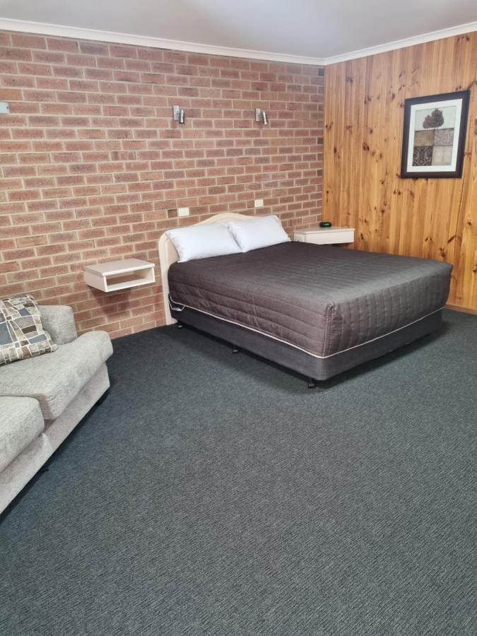 Country Roads Motor Inn Naracoorte Extérieur photo