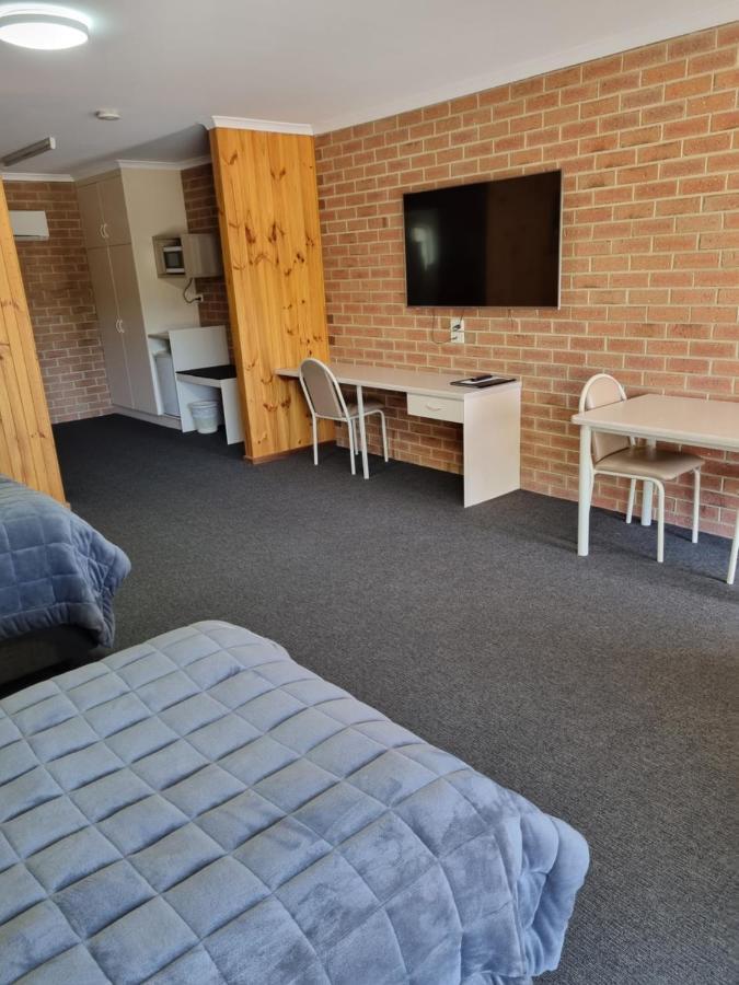 Country Roads Motor Inn Naracoorte Extérieur photo