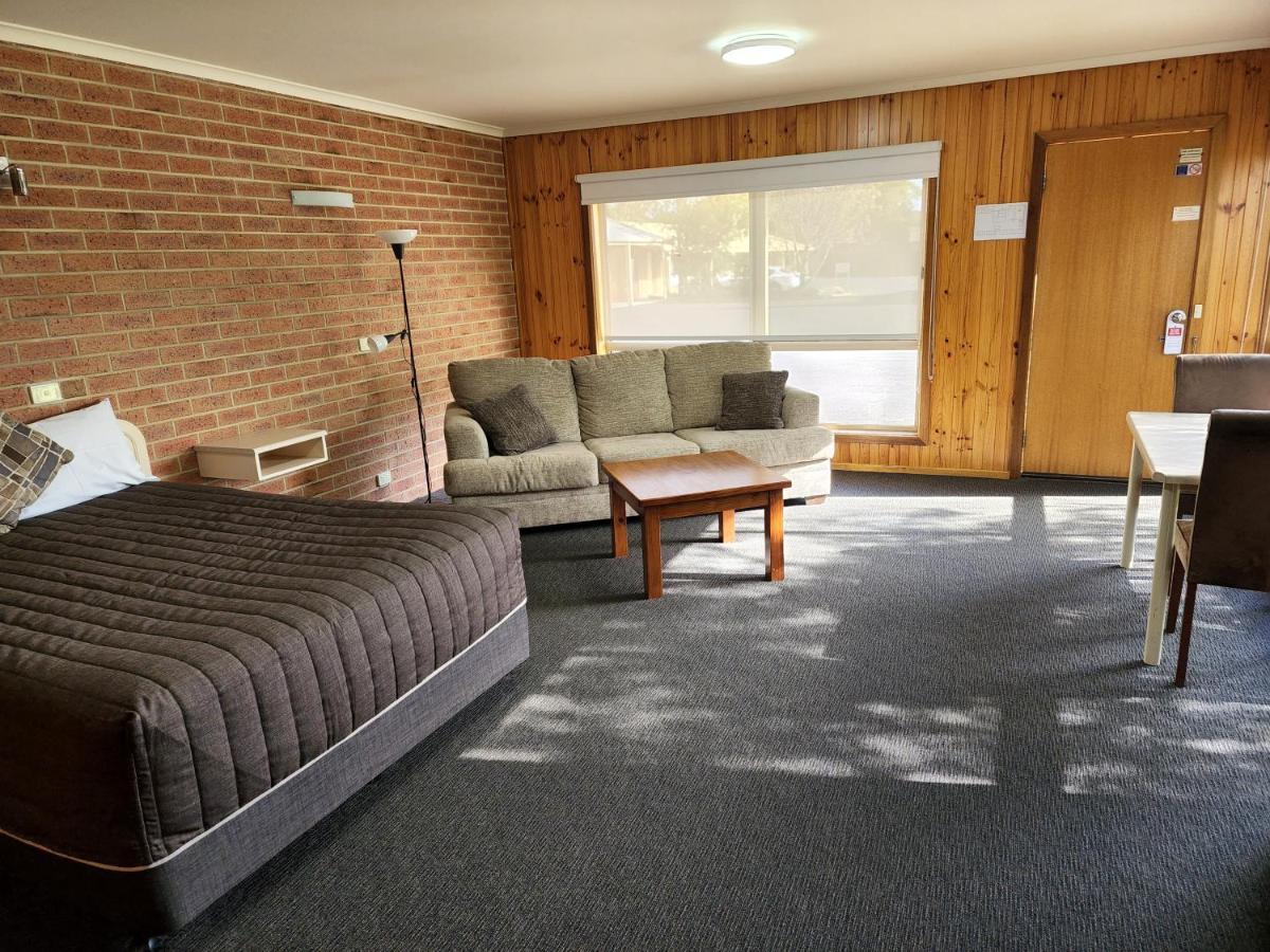 Country Roads Motor Inn Naracoorte Extérieur photo