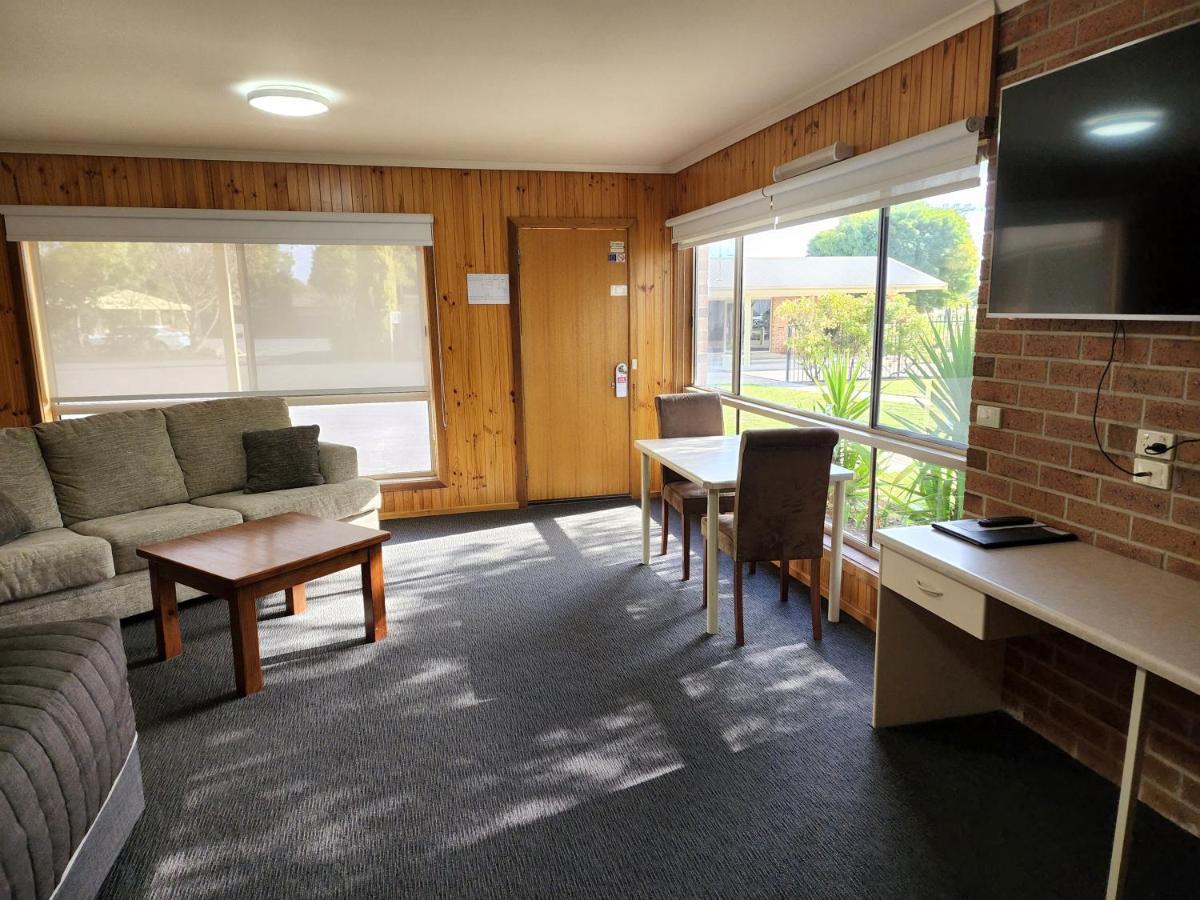 Country Roads Motor Inn Naracoorte Extérieur photo