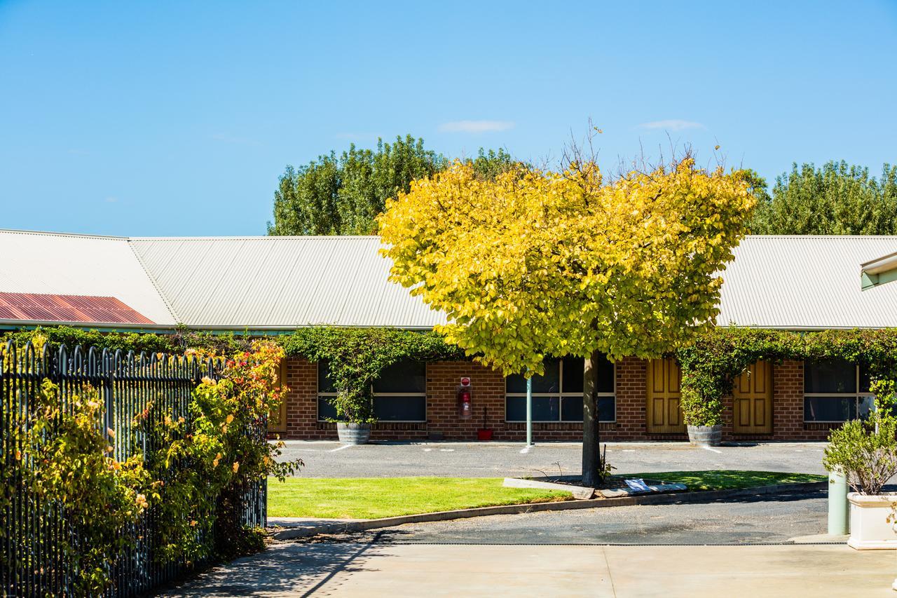 Country Roads Motor Inn Naracoorte Extérieur photo