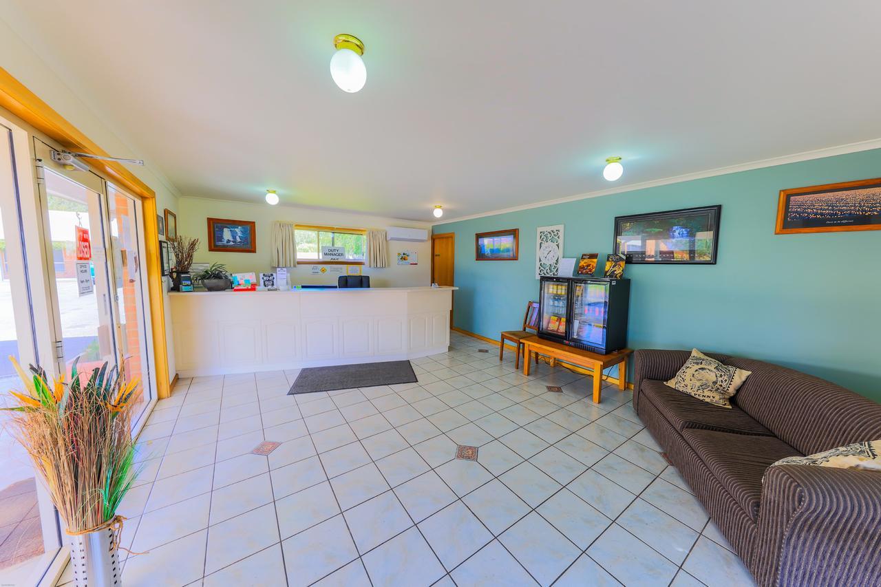 Country Roads Motor Inn Naracoorte Extérieur photo