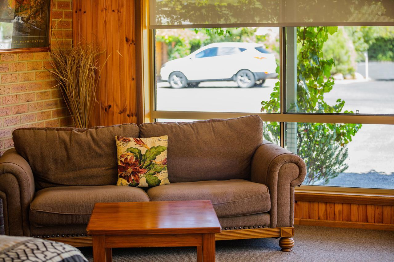 Country Roads Motor Inn Naracoorte Extérieur photo
