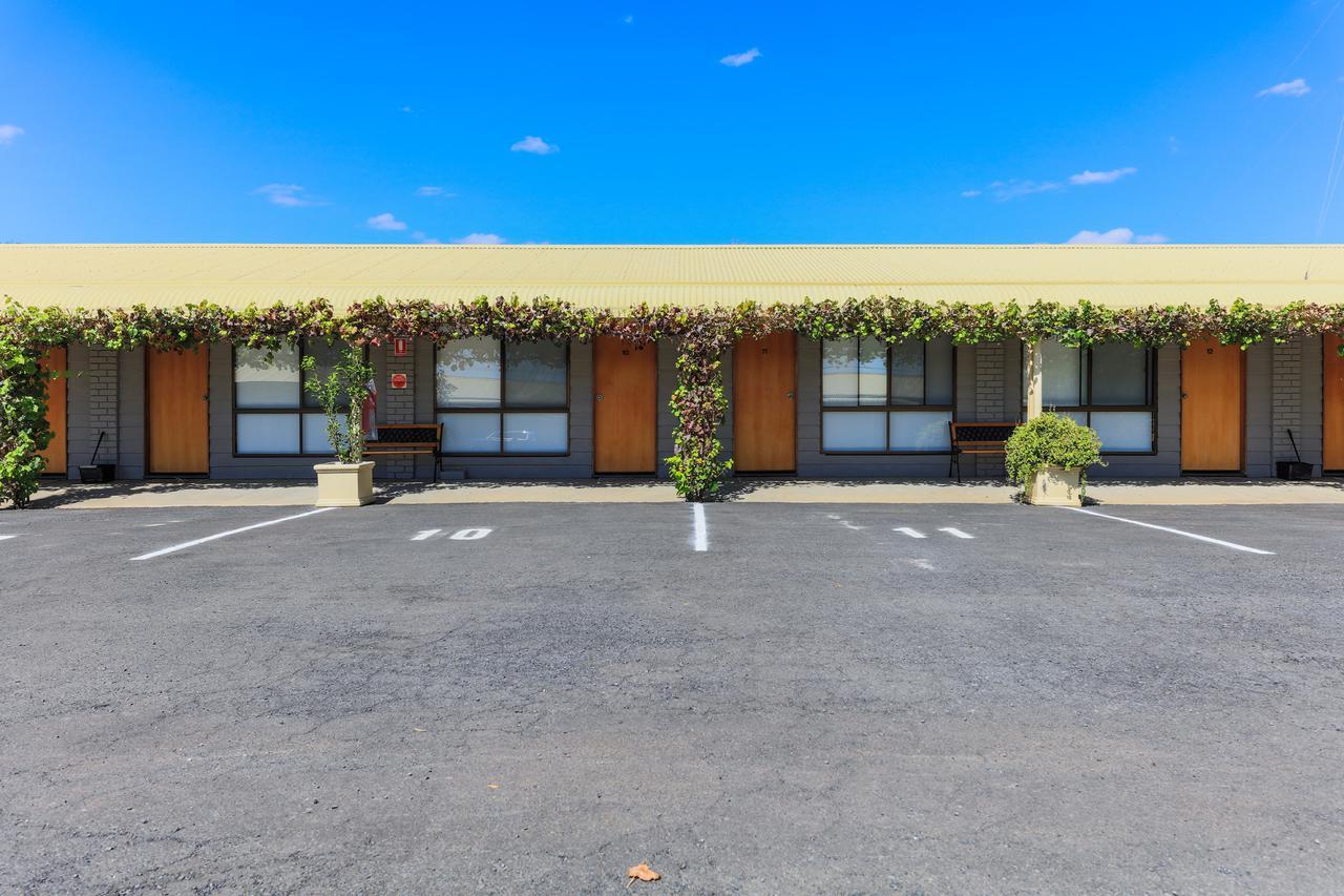 Country Roads Motor Inn Naracoorte Extérieur photo